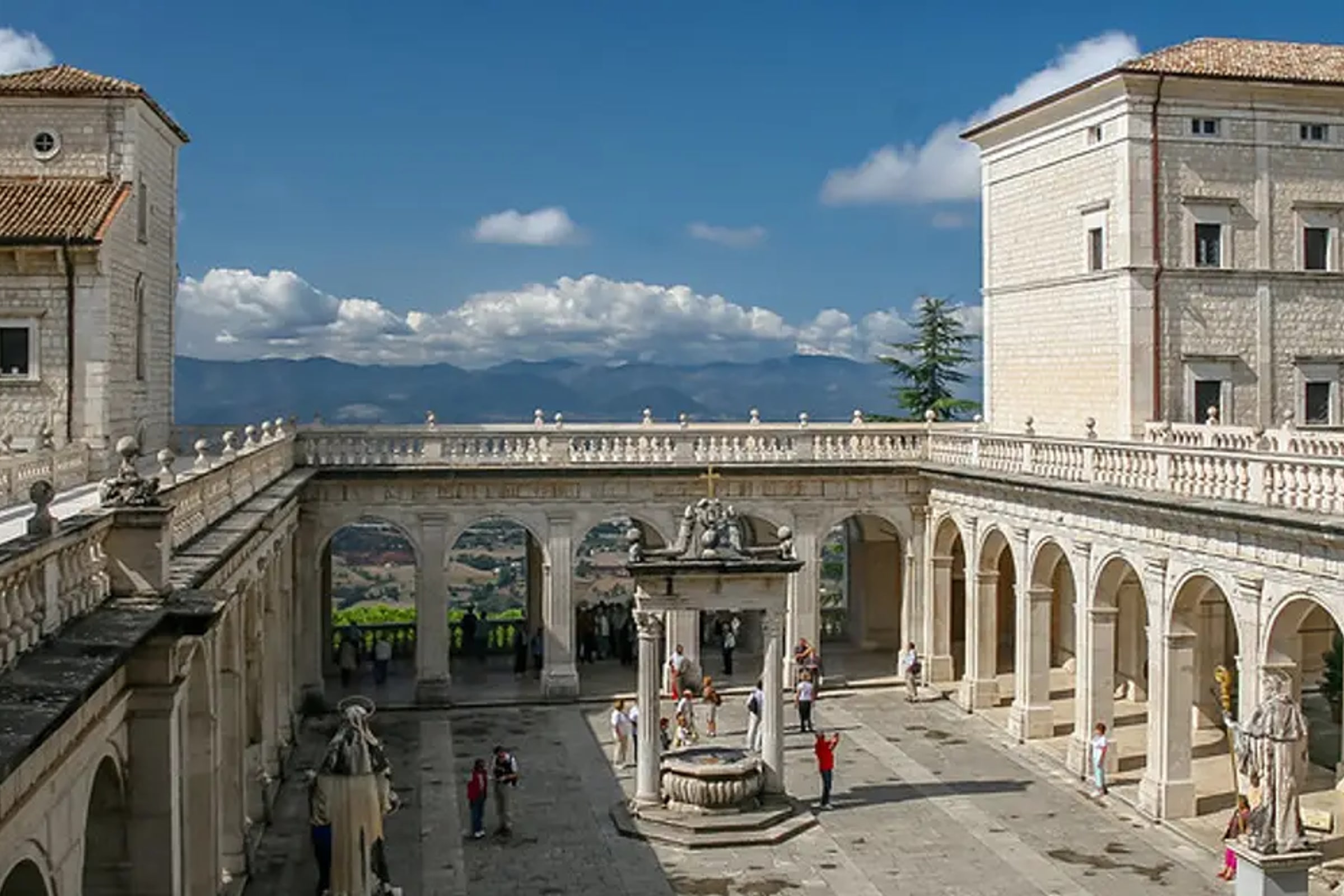 Assisi and Cortona Day Trip from Florence